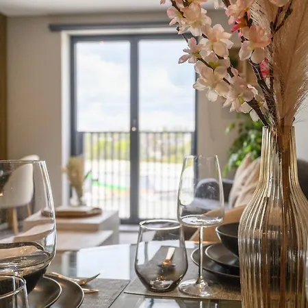 Διαμέρισμα New - Long-term - Work & Relax - Springwell - Sleeps 4! *