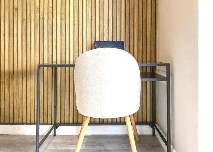 New - Long-term - Work & Relax - Springwell - Sleeps 4! *